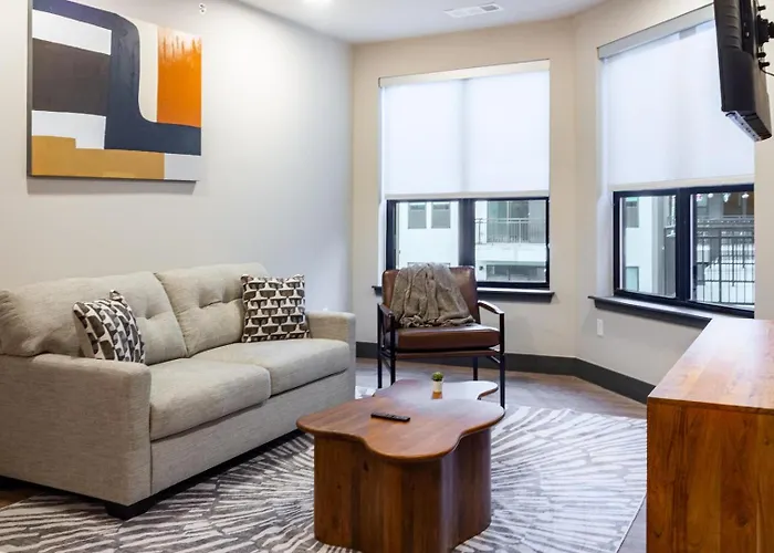 Apartment Landing - Santa Fe Square Tulsa