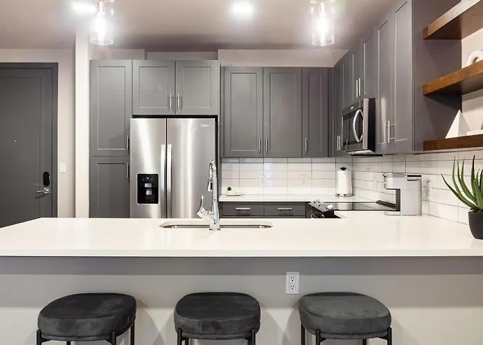 Apartment Landing - Santa Fe Square